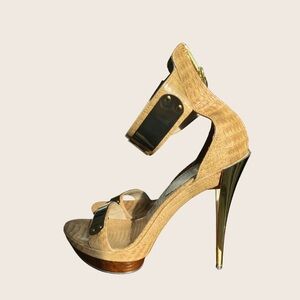 Fergie Gold Platform Stiletto Heels | Croc Embossed Nude | Size 10